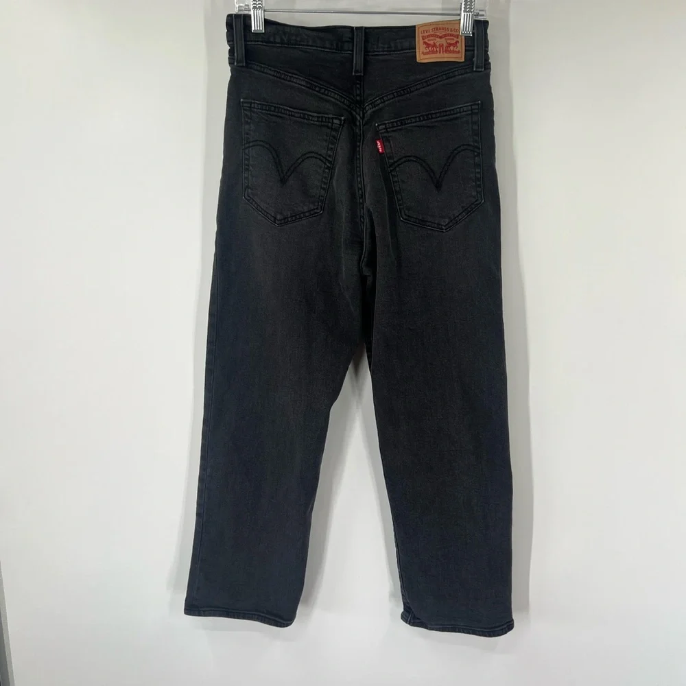 Levi’s Ribcage Straight Ankle Jeans Button Fly High Rise